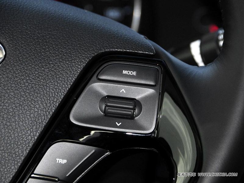 ô K2 K2 2015  1.6L AT Premium пط