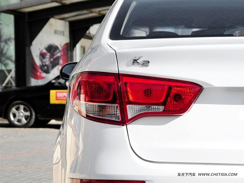 ô K2 K2 2015  1.6L AT Premium װ