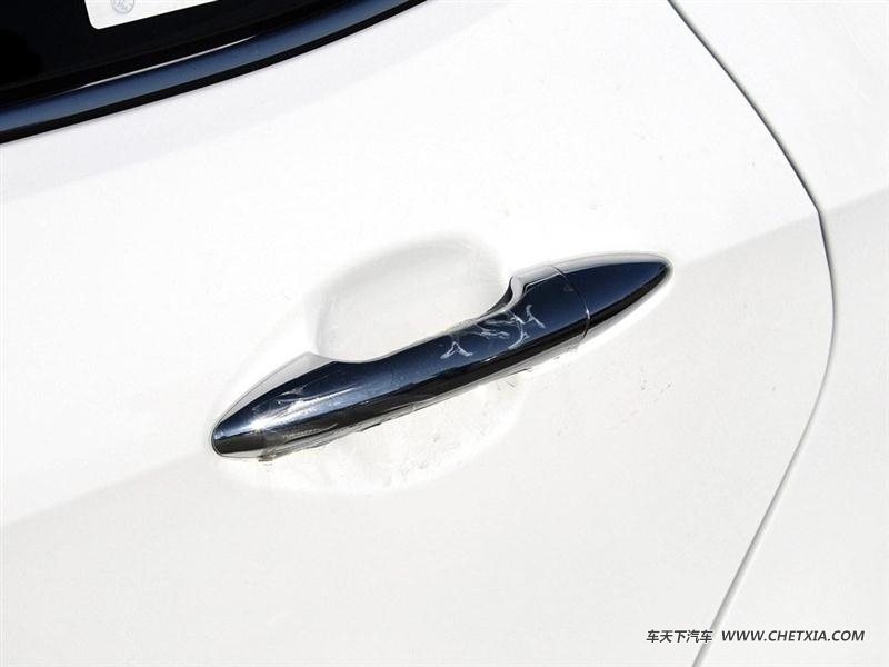 ô K2 K2 2015  1.6L AT Premium װ