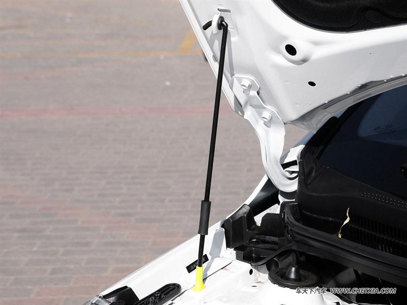 ô K2 K2 2015  1.6L AT Premium װ