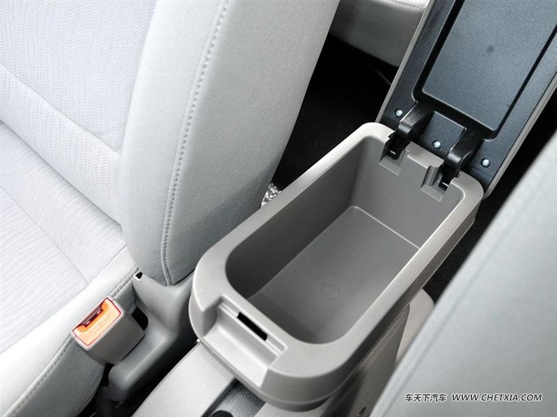 �������� �����M50 �����M50  2015�� 1.5L����� ��������