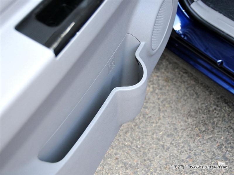 �������� �����M50 �����M50  2015�� 1.5L����� ��������