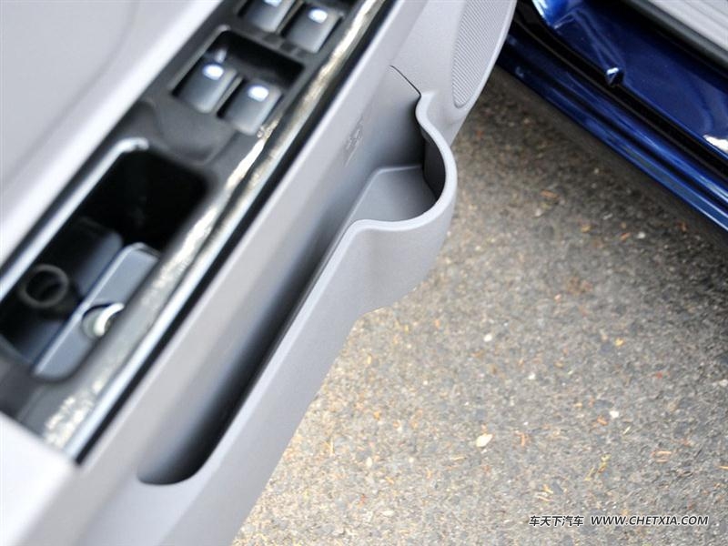 �������� �����M50 �����M50  2015�� 1.5L����� ��������