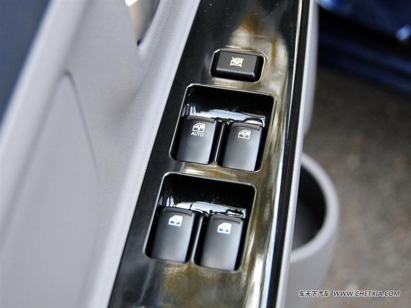 �������� �����M50 �����M50  2015�� 1.5L����� ��������