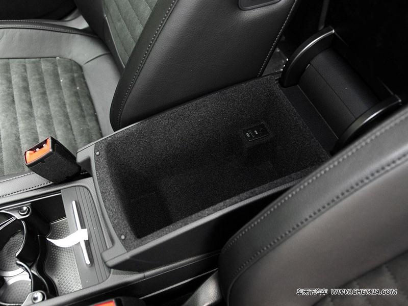 一汽大众 迈腾 迈腾 2015款 1.8TSI 尊贵型 车厢座椅