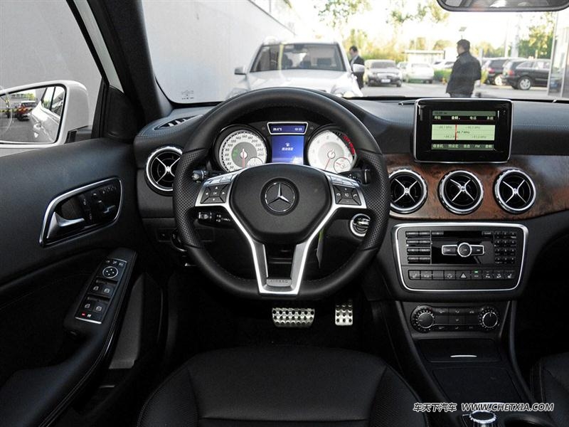 () GLA GLA() 2015 GLA 260 4MATIC пط