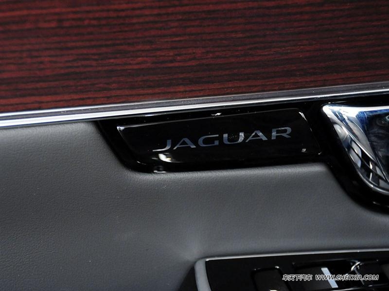 捷豹 捷豹XJ 捷豹XJ 2015款 XJL 2.0T 两驱典雅商务版 车厢座椅