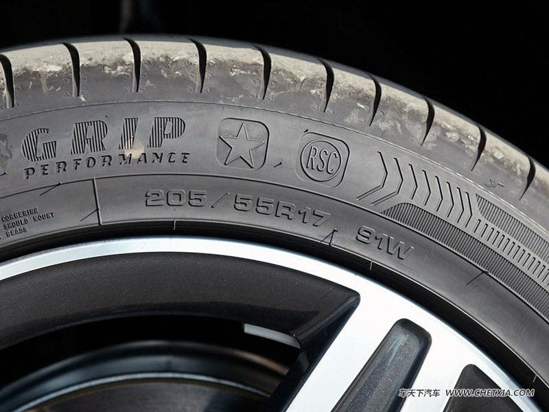 () 2ϵActive Tourer 2ϵActive Tourer 2015 218i ˶װ װ