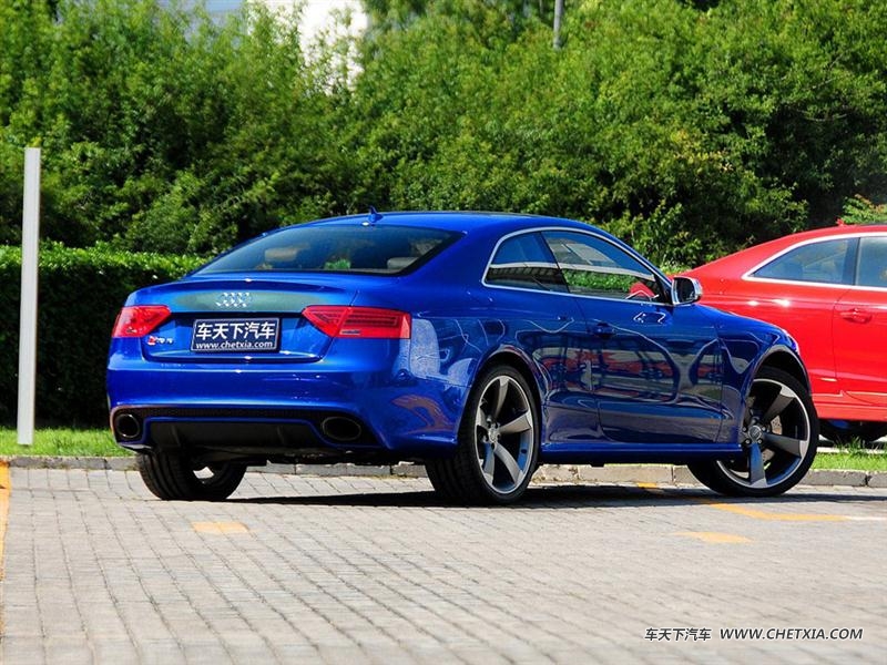 µ() µRS 5 µRS 5 2014 RS 5 Coupe ر 
