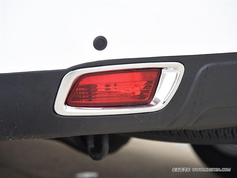 ½ ½X8 ½X8 2015 ̽ 2.0T 4X4 װ