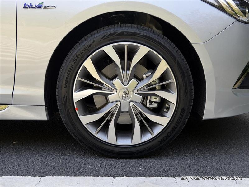 ִ   2015 1.6T DLX װ