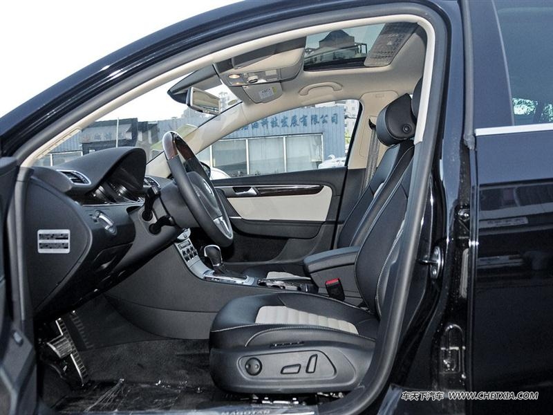 一汽大众 迈腾 迈腾 2015款 改款 2.0TSI 旗舰型 车厢座椅
