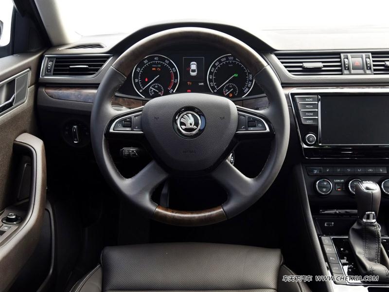 ˹´   2016 380TSI DSG콢 пط