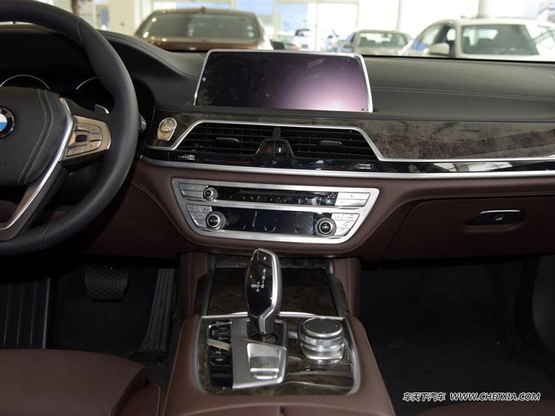   7ϵ 7ϵ 2016 740Li  пط