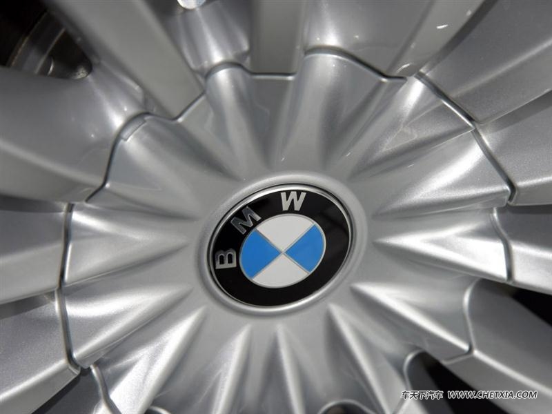   7ϵ 7ϵ 2016 740Li  װ