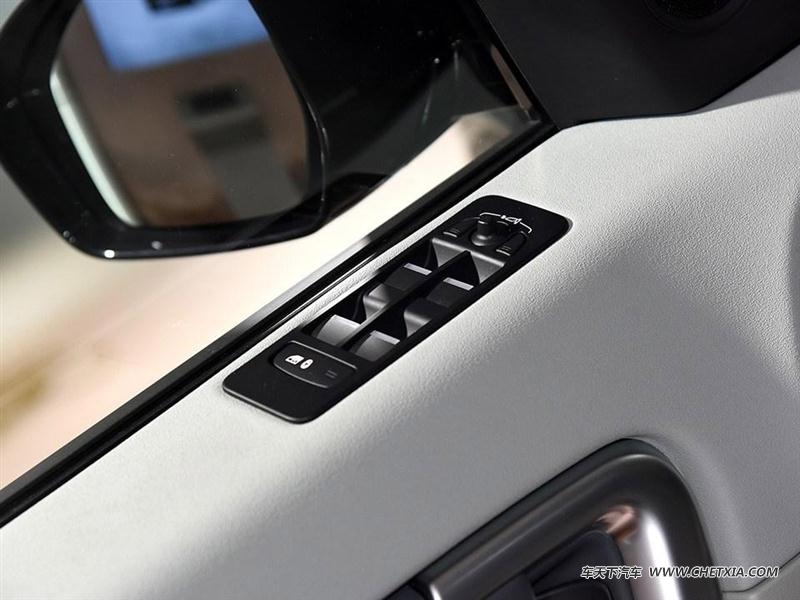 ·   2016 2.0T HSE LUXURY 