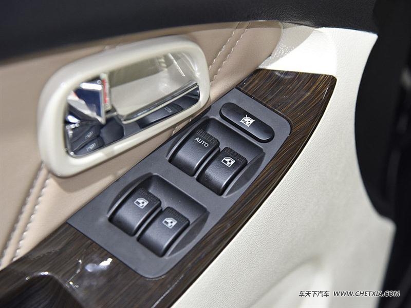 Ұ������ ˹�ɿ� 2017�� 1.5L �ֶ������� ��������