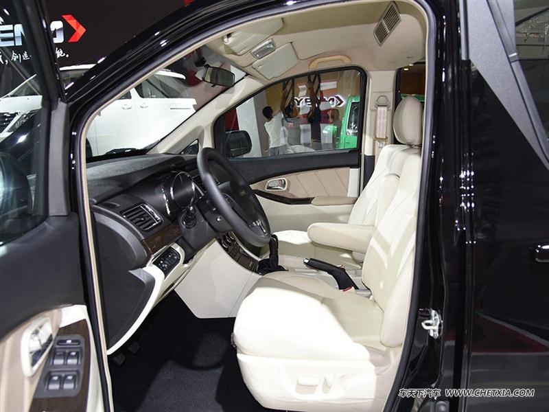 Ұ������ ˹�ɿ� 2017�� 1.5L �ֶ������� ��������