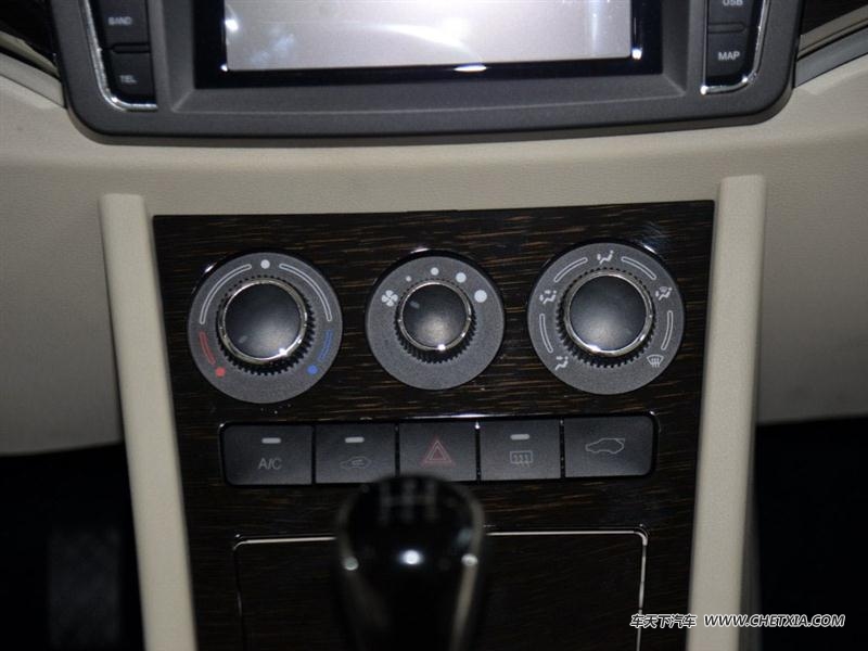 Ұ������ ˹�ɿ� 2017�� 1.5L �ֶ������� �пط�����