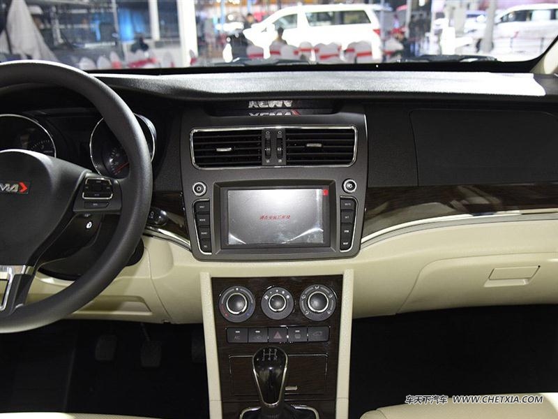 Ұ������ ˹�ɿ� 2017�� 1.5L �ֶ������� �пط�����