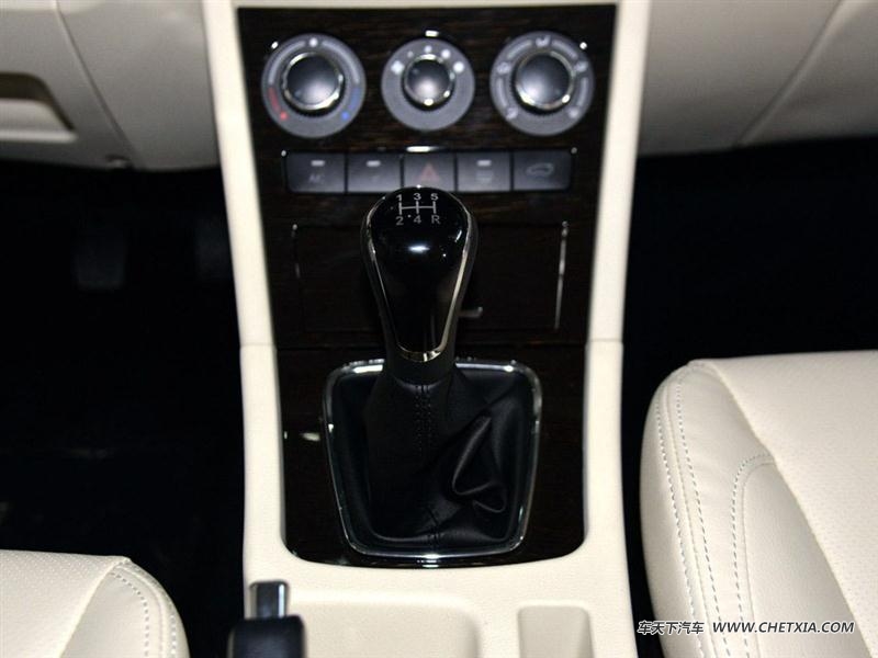 Ұ������ ˹�ɿ� 2017�� 1.5L �ֶ������� �пط�����