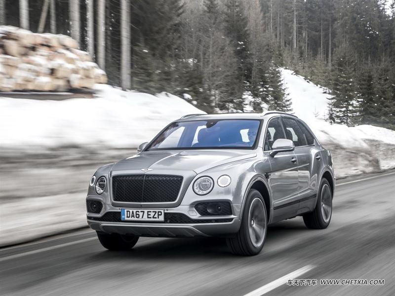 ���� ��Խ ��Խ2018��4.0T V8 �������