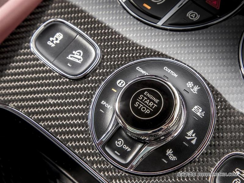 ���� ��Խ ��Խ2018��4.0T V8 �пط�����