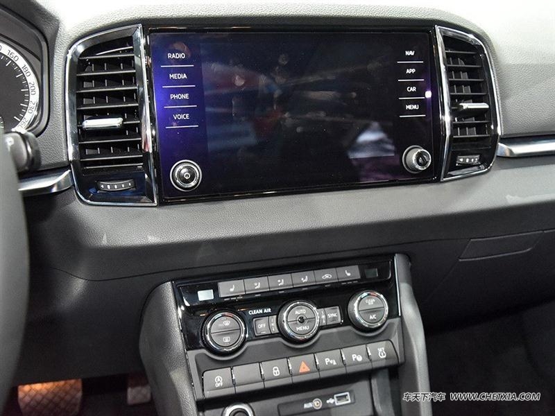 ��������˹�´� ����� �����2018��TSI280 �콢�� �пط�����