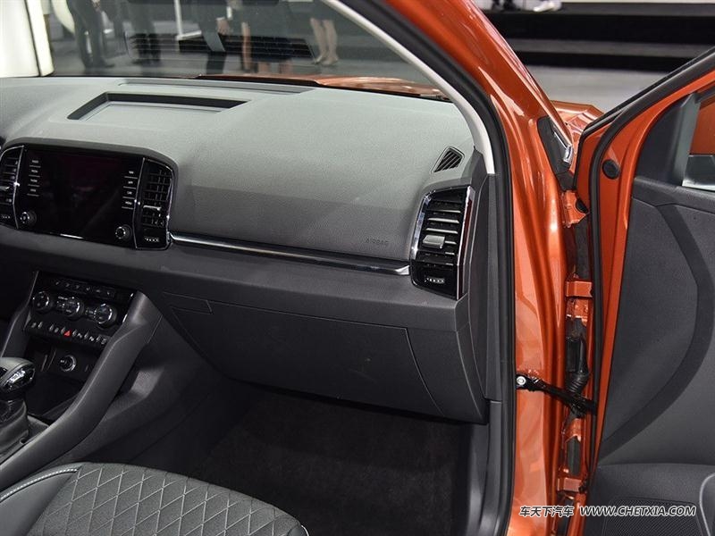 ��������˹�´� ����� �����2018��TSI280 �콢�� �пط�����