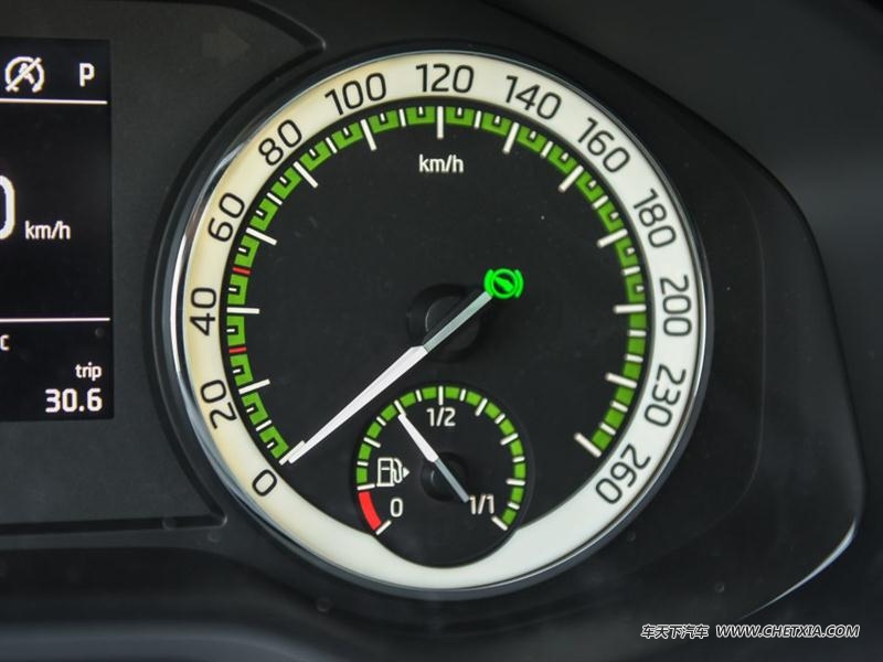 ��������˹�´� ����� �����2018��TSI280 �콢�� �пط�����
