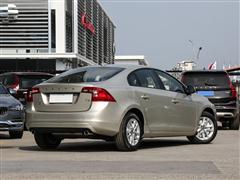 �ֶ���S60L 2015�� 2.0T ��Զ��